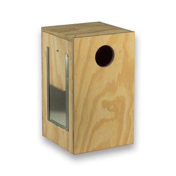 Eco wooden nest box for Aratingas