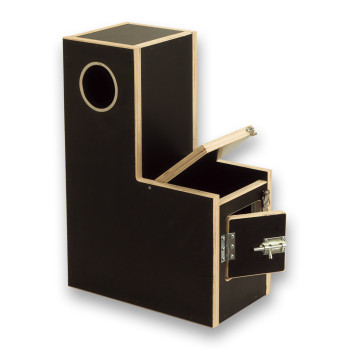 Basic wooden nest box for Poicephalus