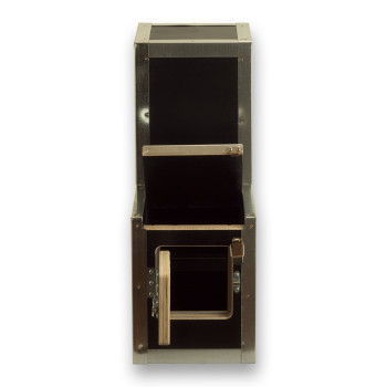 Armor wooden nest box for Poicephalus