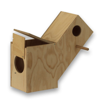 Nistkasten aus Holz für Schwalbensittiche