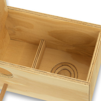Horizontal wooden nest box for English Budgies