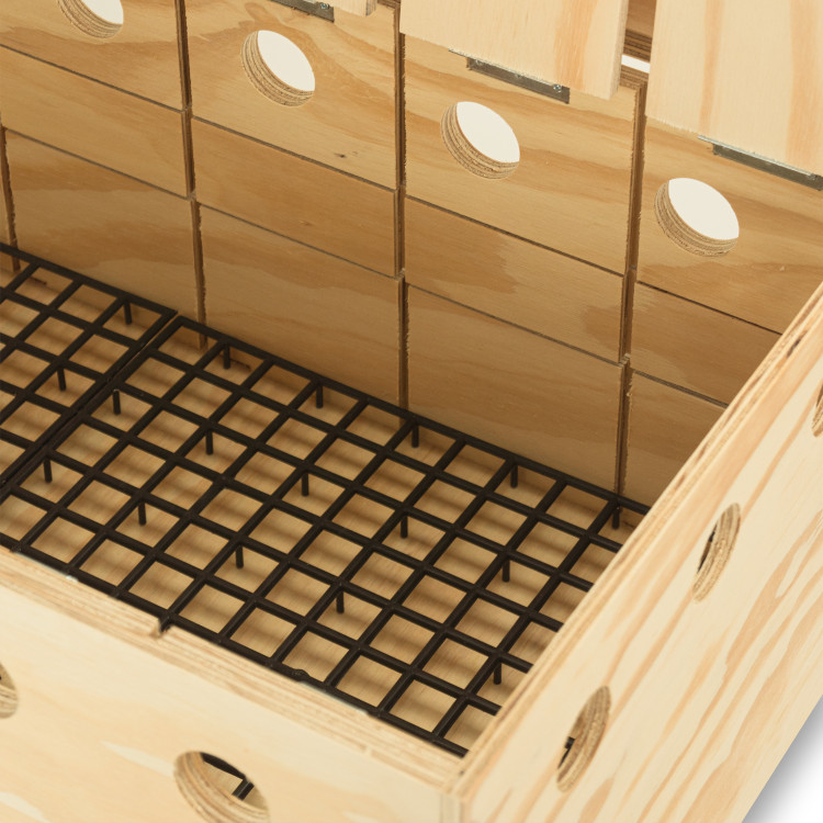 Prestige 6-compartment wooden carrier basket for Pigeons